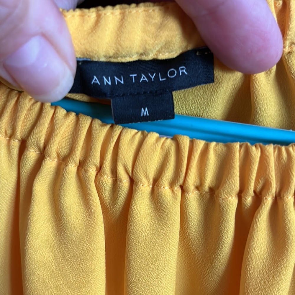 Ann Taylor yellow cold shoulder Size M - Picture 3 of 6